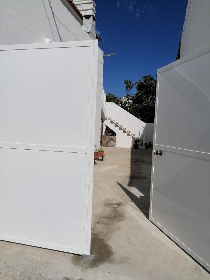 Alojamento Justo - Vila De Montargil Exterior foto